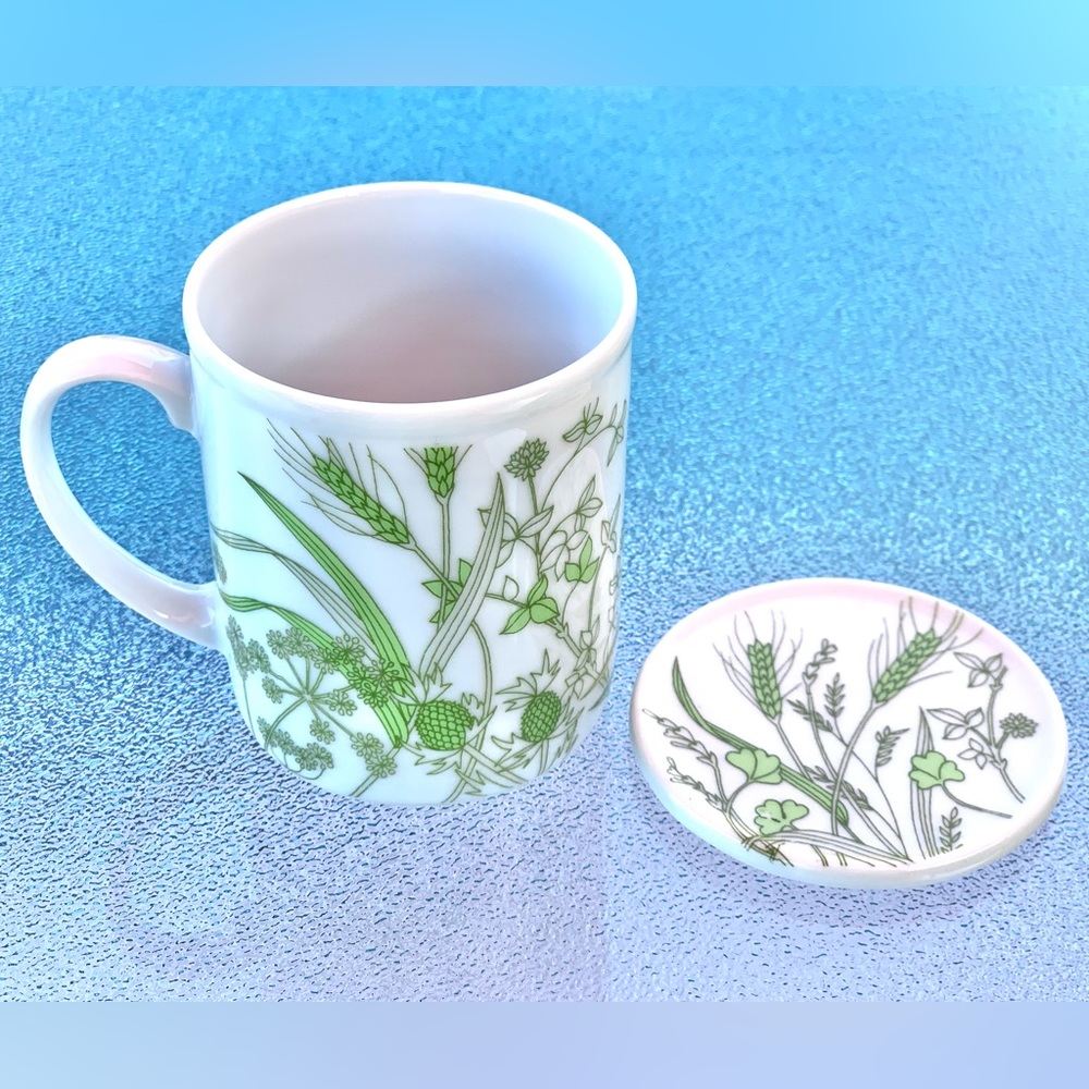 Giftcraft White and Green Floral Porcelain Coffee Mug/Tea Cup and Lid Set - Picture 2 of 5